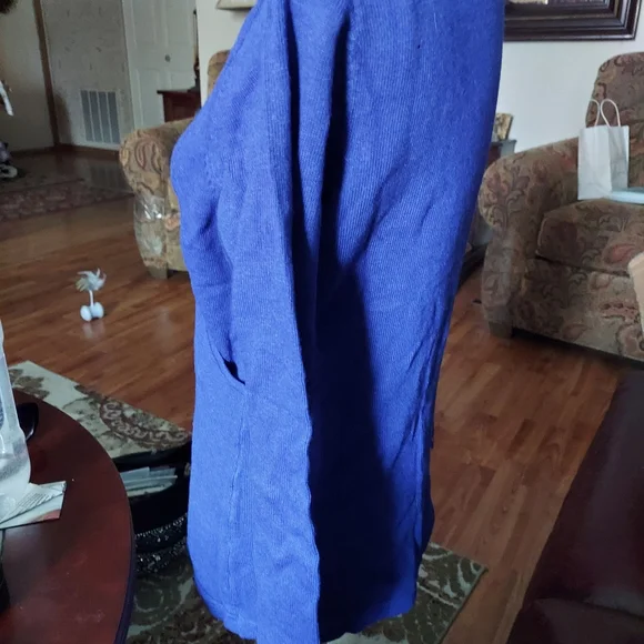 Ladies wrap around sweater - Picture 3 of 5